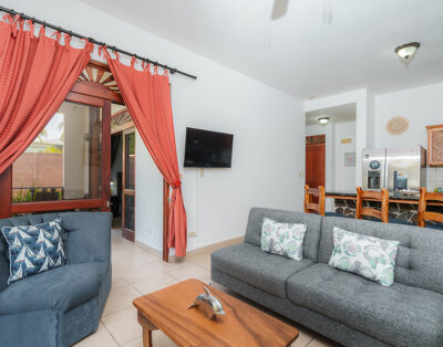 Condo in Jaco, steps on the beach garden view Bahia Azul 10A